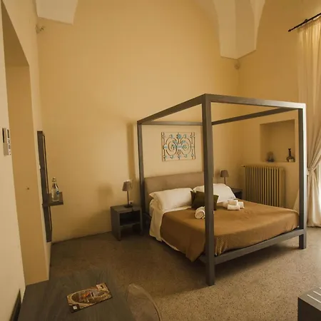 4 Balconi Rooms-boutique Отель типа 
