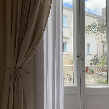 4 Balconi Rooms-boutique Lecce