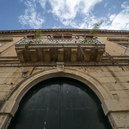 4 Balconi Rooms-boutique 3*