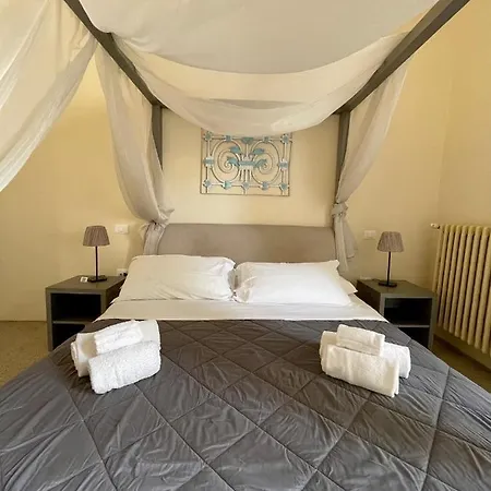 4 Balconi Rooms-boutique Lecce