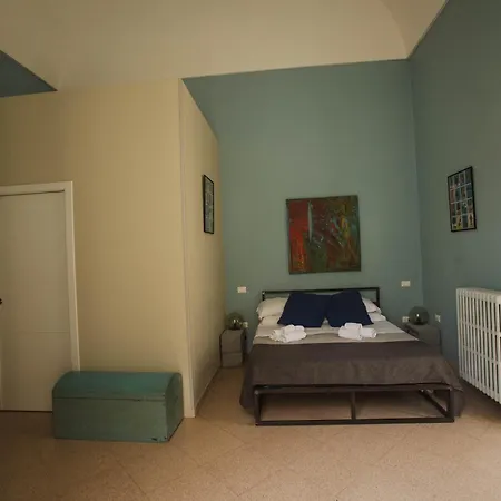 Bed & Breakfast 4 Balconi Lecce