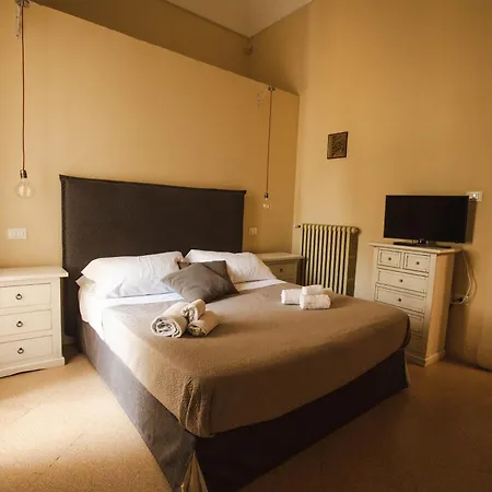 4 Balconi Rooms-boutique