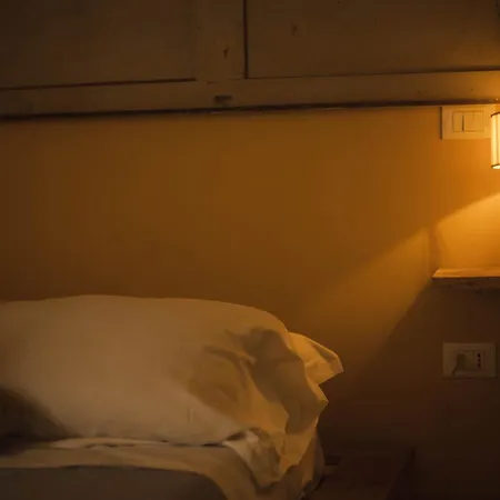 ベッド・アンド・ブレックファスト 4 Balconi Rooms-boutique 3*