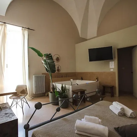 ベッド・アンド・ブレックファスト 4 Balconi Rooms-boutique レッチェ