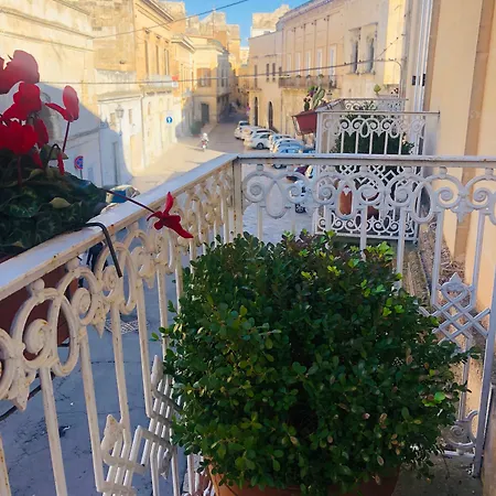 Bed and Breakfast 4 Balconi Rooms-boutique 3*