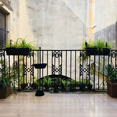 Bed and Breakfast 4 Balconi Rooms-boutique Λέτσε