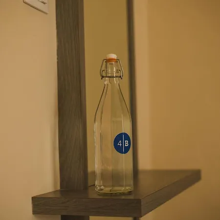 4 Balconi Rooms-boutique 3* לצ'ה