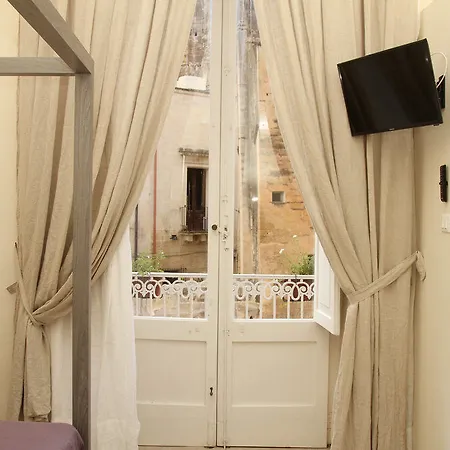 Bed & Breakfast 4 Balconi Lecce