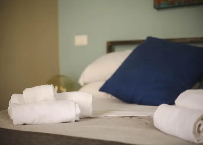 לינה וארוחת בוקר 4 Balconi Rooms-boutique