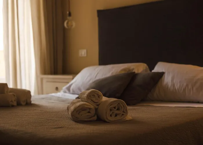 4 Balconi Rooms-boutique 3* לצ'ה