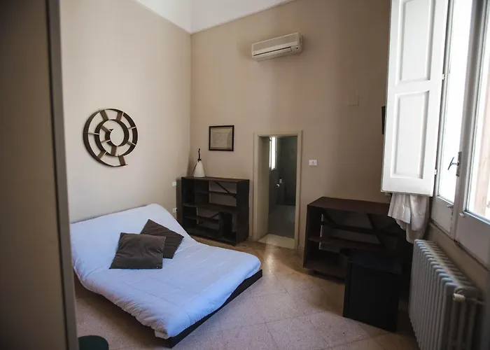 4 Balconi Rooms-boutique 3* 莱切