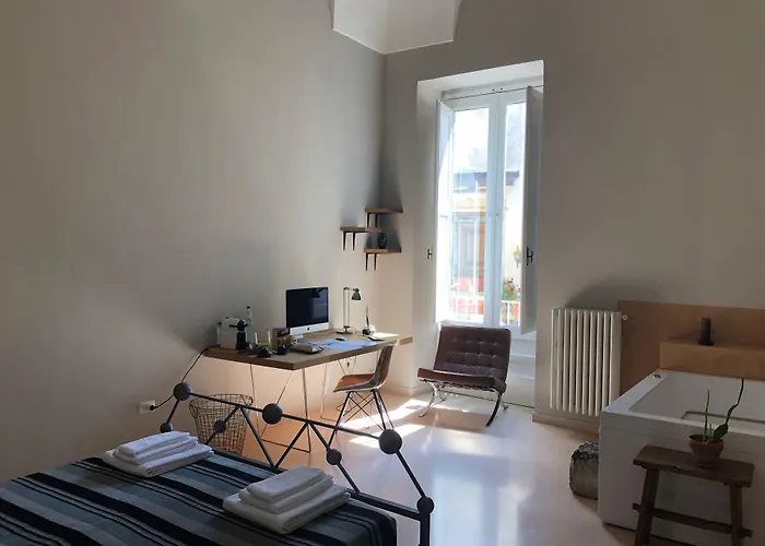 4 Balconi Rooms-boutique